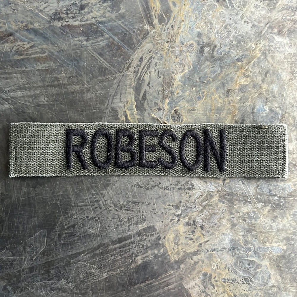 ROBESON Embroidered Vintage ‘Army Green’ Military Name Tape Patch